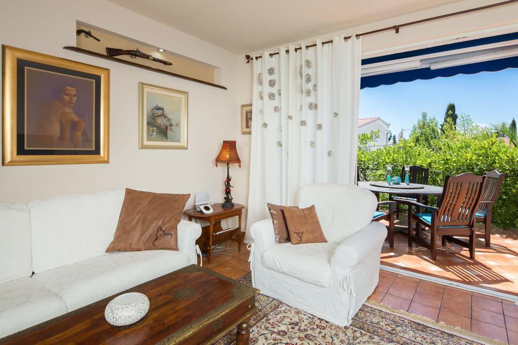 טרוגיר Villa Em מראה חיצוני תמונה