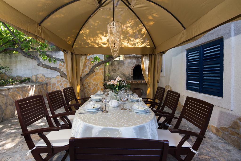 טרוגיר Villa Em מראה חיצוני תמונה