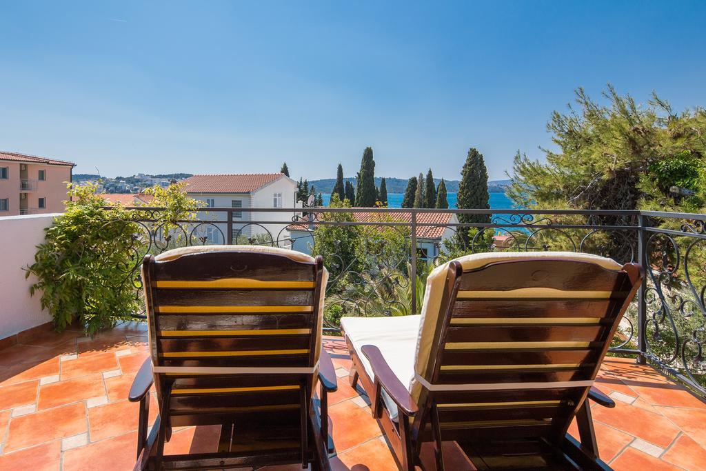 טרוגיר Villa Em מראה חיצוני תמונה